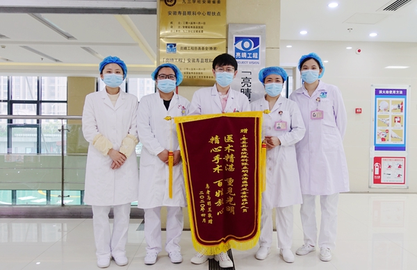 合影网站.jpg 合影网站.jpg