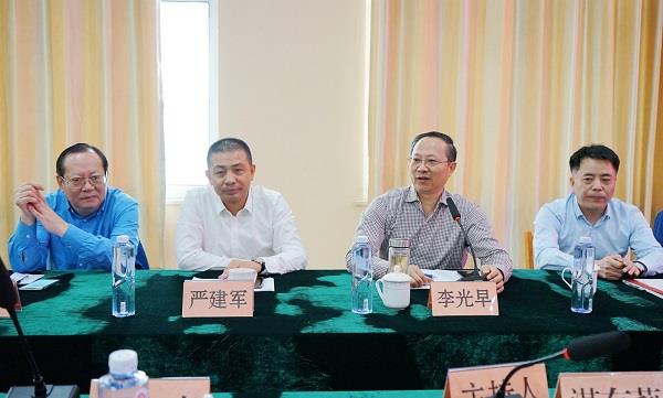 百年院庆 三 112_副本.jpg 百年院庆 三 112_副本.jpg