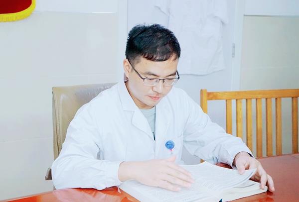 刘利网站.jpg 刘利网站.jpg