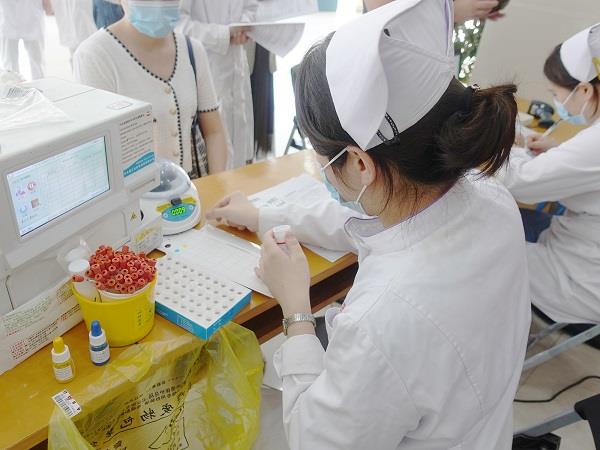 初筛化验.jpg 初筛化验.jpg