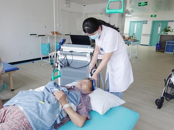 经颅磁治疗 经颅磁治疗.jpg